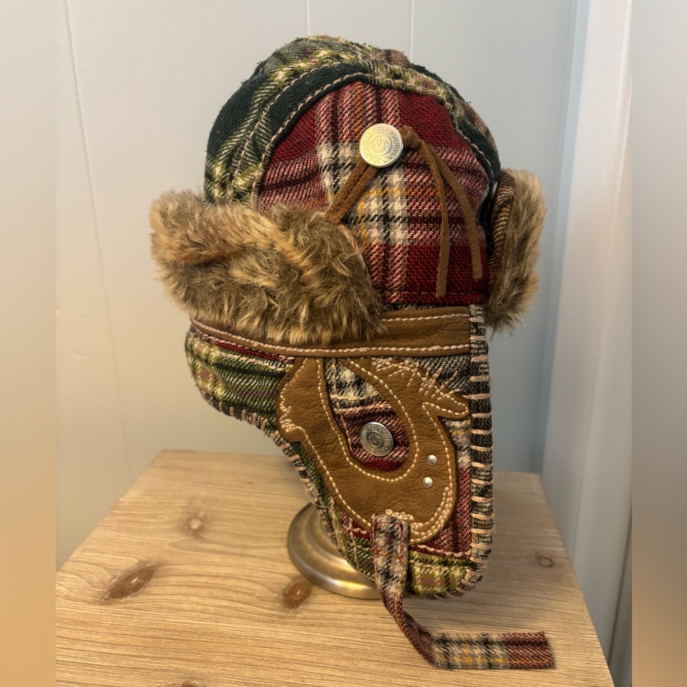 ✨TRUE RELIGION Plaid Trapper Hat with Chinstrap - Unisex - RARE - Picture 3 of 11
